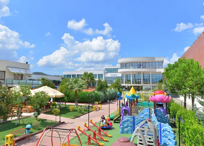 Te Stela & Üdülőközpont 4*