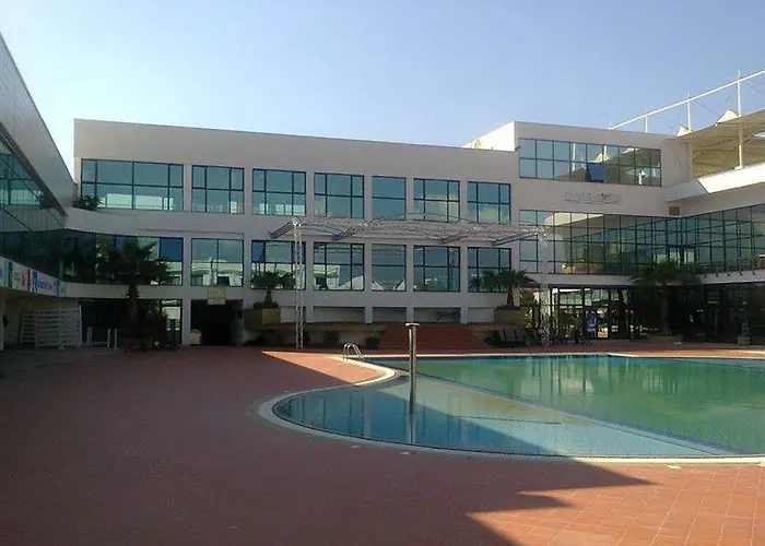 Üdülőközpont Te Stela & 4*