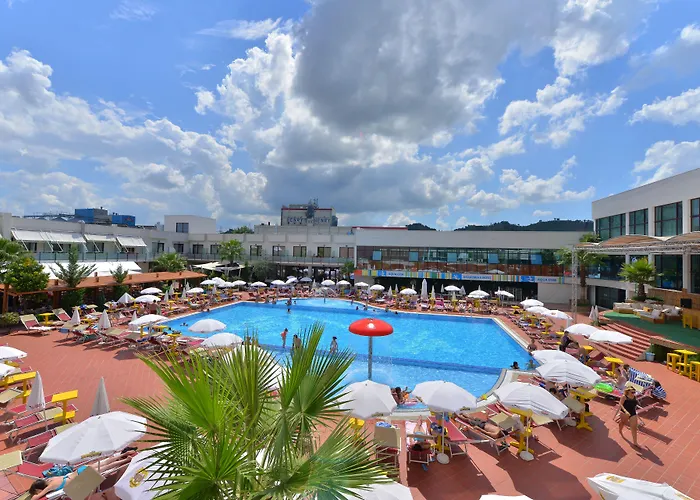 Te Stela & Resort 4*